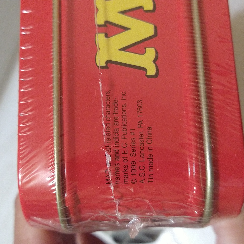 Vintage 1999 Mad Magazine Mini Metal Lunch Box Alfred E. Neuman New/Sealed - Picture 3 of 4